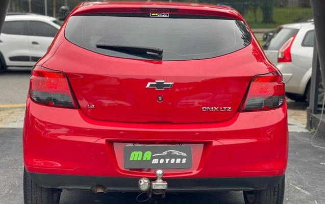 imagem-https://www.socarrao.com.br/sc-vehicle-images-prod/4262460/1791397294862-8537910_6_B_a9b9683bcf.jpeg