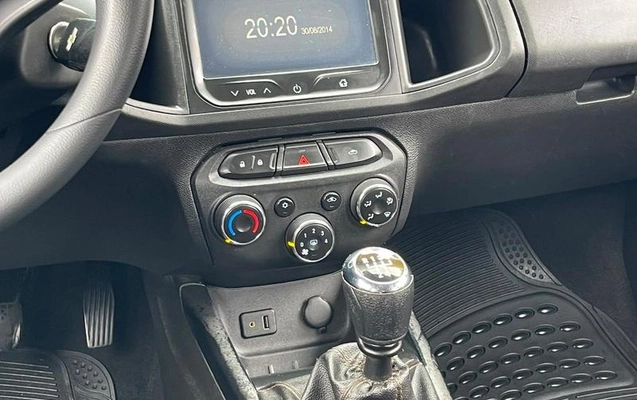 imagem-https://www.socarrao.com.br/sc-vehicle-images-prod/4262460/1791397294871-8537910_0_B_cb82ad7f29.jpeg