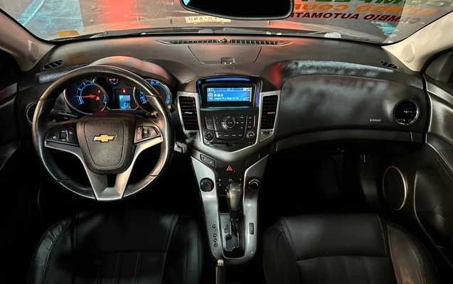 imagem-https://www.socarrao.com.br/sc-vehicle-images-prod/4262467/1790959035539-be122c6213601fae5b080c8e0e44d6a3_big.jpeg