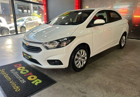 Chevrolet Prisma 2018 Branco — foto 1 de 3