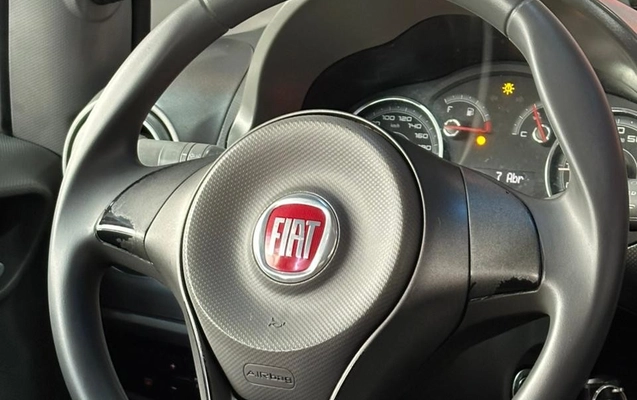 imagem-https://www.socarrao.com.br/sc-vehicle-images-prod/4262481/1790959045980-7b777cdc6ce8519026ae3f6d882af0ad_big.jpeg