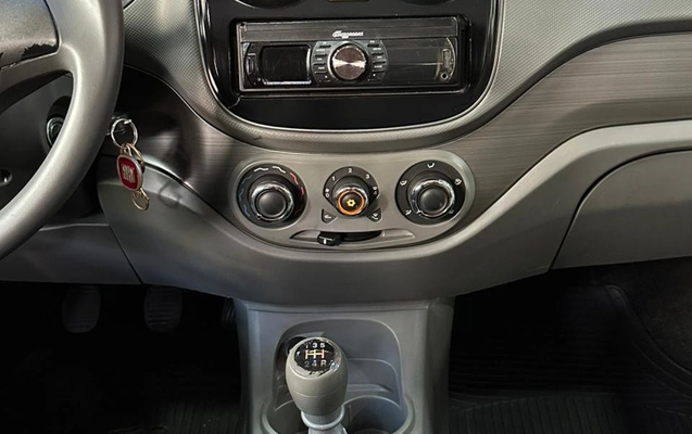 imagem-https://www.socarrao.com.br/sc-vehicle-images-prod/4262481/1790959045981-a98bb017886fc3e27c5f15d80f9e5221_big.jpeg