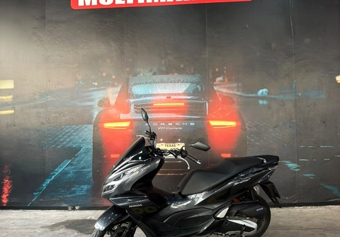 Honda PCX 160 2023 Cinza — foto 1 de 3