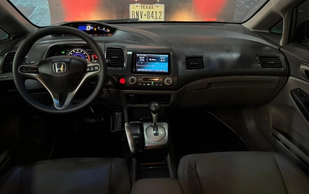 imagem-https://www.socarrao.com.br/sc-vehicle-images-prod/4262487/1790959051625-d05eed71cb5a43b26df38cd0dfcf51d3_big.jpeg