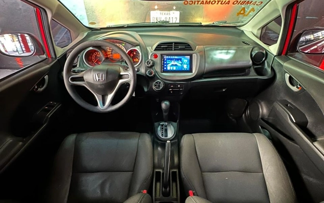 imagem-https://www.socarrao.com.br/sc-vehicle-images-prod/4262488/1790959052428-06e715968db74f79caf5eb7c3fc685ed_big.jpeg
