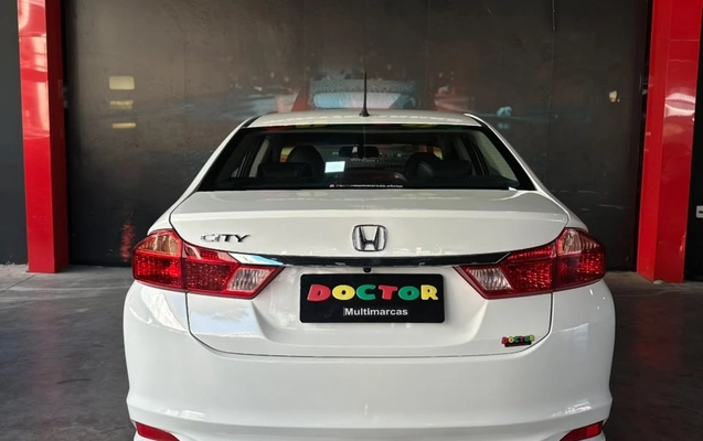 imagem-https://www.socarrao.com.br/sc-vehicle-images-prod/4262489/1790959053164-45155a5e74d83c4a87720bcd2e84765e_big.jpeg