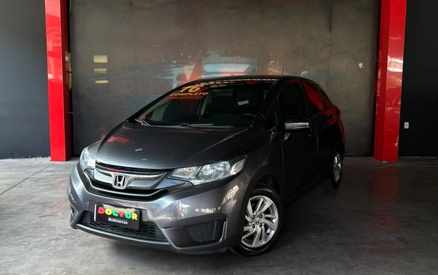 imagem-https://www.socarrao.com.br/sc-vehicle-images-prod/4262490/1790959053800-1a4f82ae0f075c15d0ec154f6bdcf844_big.jpeg