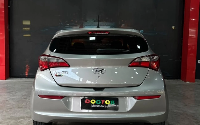 imagem-https://www.socarrao.com.br/sc-vehicle-images-prod/4262495/1790959057155-7eb4472403ca4ca346176a5cf62a088f_big.jpeg
