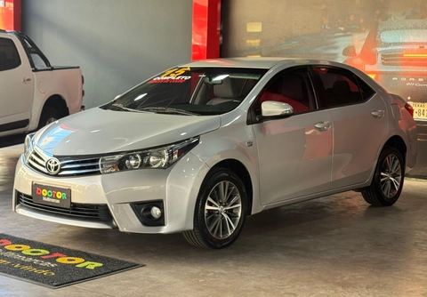 Toyota Corolla 2015 Prata — foto 1 de 3