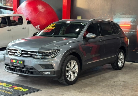 Volkswagen Tiguan 2019 Prata — foto 1 de 3