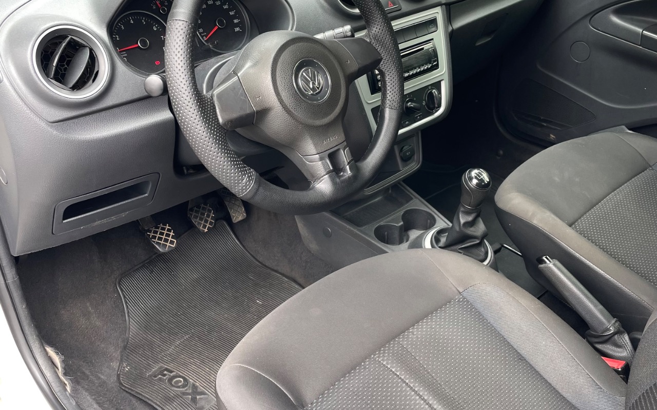 imagem-https://www.socarrao.com.br/sc-vehicle-images-prod/4262519/1790959355295-SU1HXzY3NTguanBlZw.jpeg