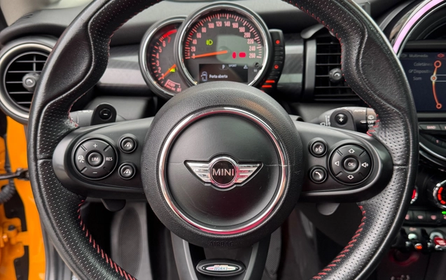 imagem-https://www.socarrao.com.br/sc-vehicle-images-prod/4262607/1790959723093-6bfb51604ad64f98a6117b4bd0a9354f_1790888109866.jpg