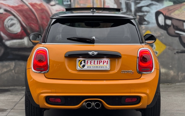imagem-https://www.socarrao.com.br/sc-vehicle-images-prod/4262607/1790959723102-94e44b82837c49899f1fb0b9b013f695_1790888109890.jpg