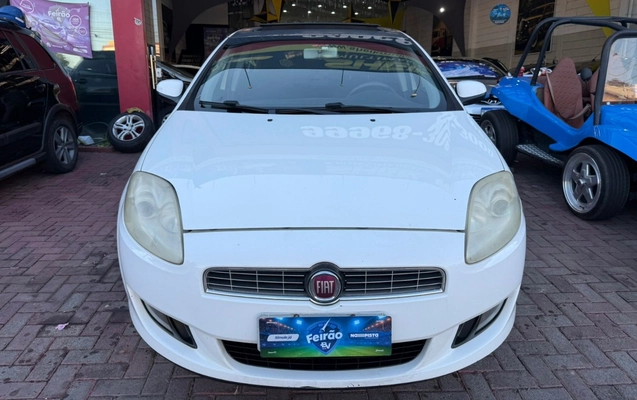 imagem-https://www.socarrao.com.br/sc-vehicle-images-prod/4262823/1790961312312-V2hhdHNBcHAgSW1hZ2UgMjAyNi0wNS0xMiBhdCAxNy4wOS4wOSAoMSkuanBlZw.jpeg