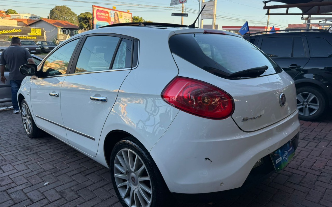 imagem-https://www.socarrao.com.br/sc-vehicle-images-prod/4262823/1790961312570-V2hhdHNBcHAgSW1hZ2UgMjAyNi0wNS0xMiBhdCAxNy4wOS4xMCAoMSkuanBlZw.jpeg