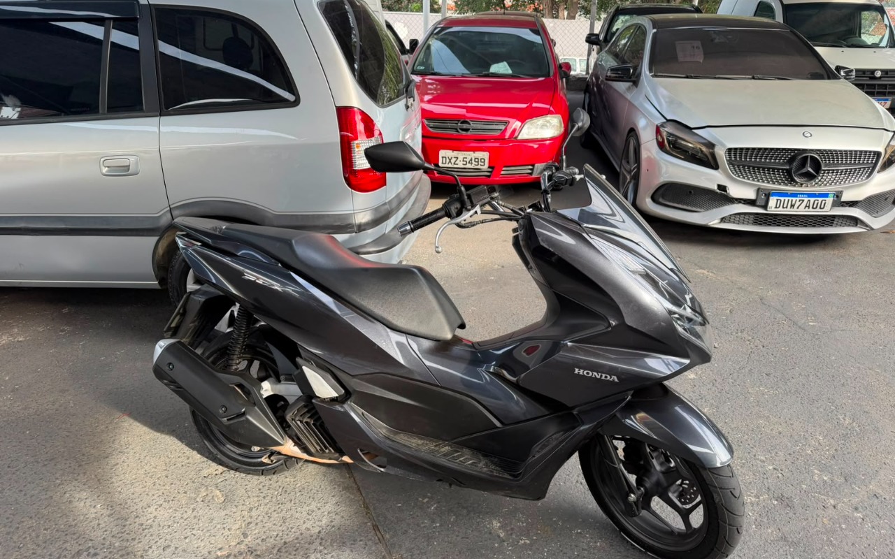 imagem-https://www.socarrao.com.br/sc-vehicle-images-prod/4262836/1790961454300-V2hhdHNBcHAgSW1hZ2UgMjAyNi0wOC0wNSBhdCAxNi41Ny41NCAoMSkuanBlZw.jpeg