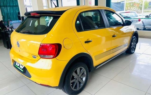 imagem-https://www.socarrao.com.br/sc-vehicle-images-prod/4262901/1792768978648-8400098_15_B_926e2eb88e.jpeg