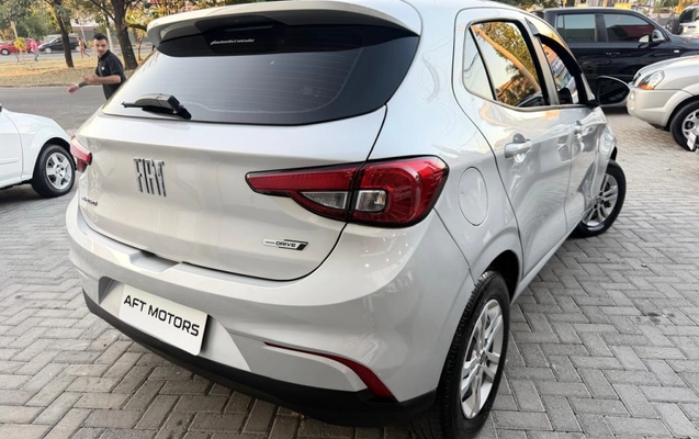 imagem-https://www.socarrao.com.br/sc-vehicle-images-prod/4262926/1790961805681-2_111258.jpg
