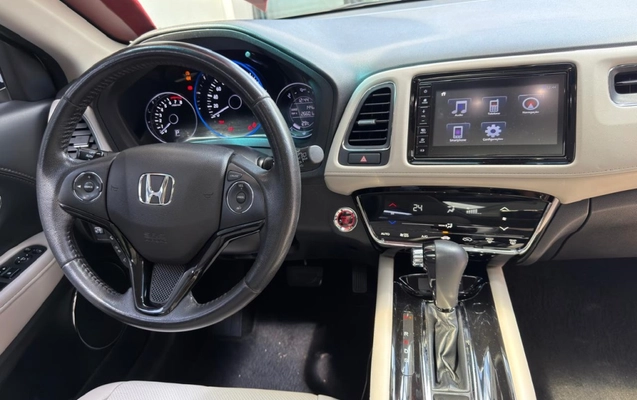 imagem-https://www.socarrao.com.br/sc-vehicle-images-prod/4262930/1790961806921-8_020846.jpg