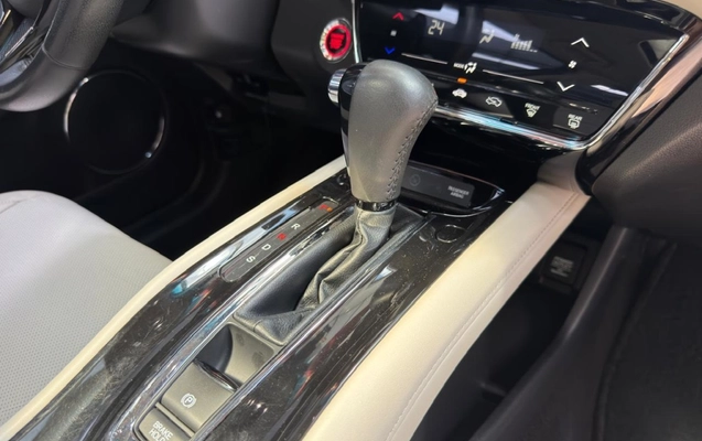imagem-https://www.socarrao.com.br/sc-vehicle-images-prod/4262930/1790961806921-9_020846.jpg