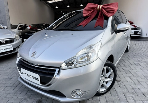 Peugeot 208 2016 Prata — foto 1 de 3