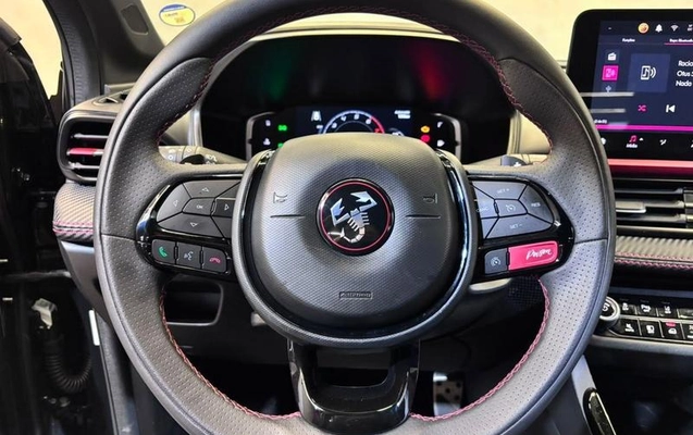 imagem-https://www.socarrao.com.br/sc-vehicle-images-prod/4262943/1791379971583-8536284_18_B_2b7d8f2cff.jpeg