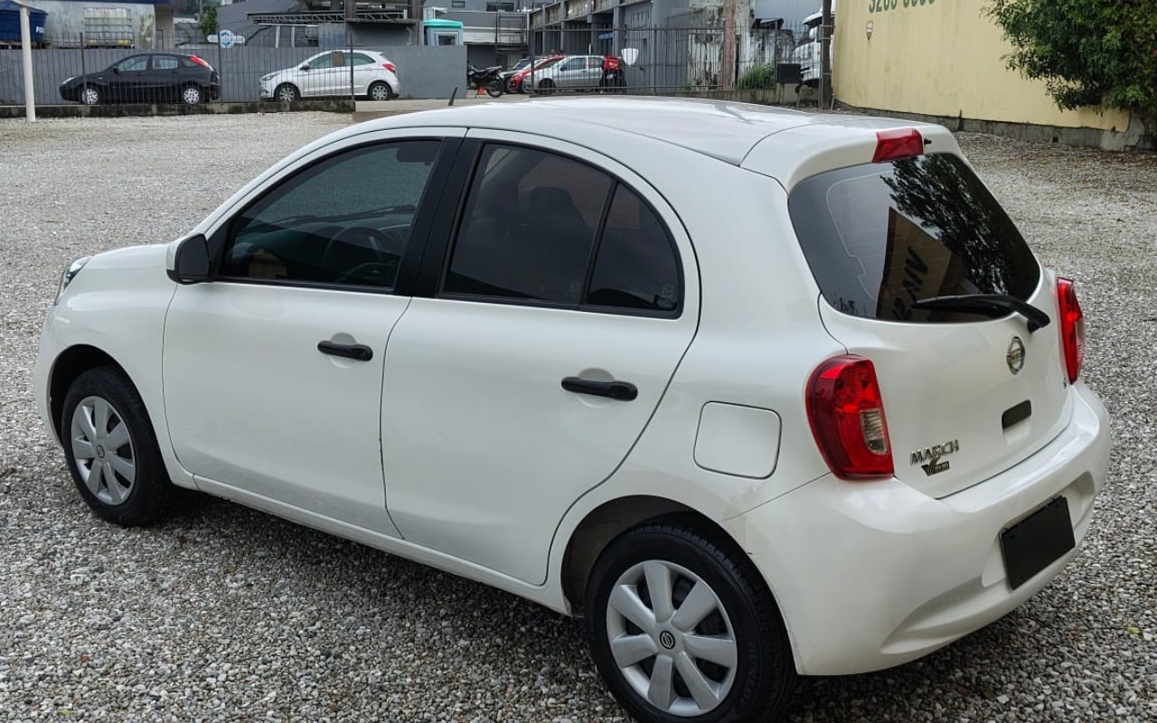 imagem-https://www.socarrao.com.br/sc-vehicle-images-prod/4262950/1790961909858-UEhPVE8tMjAyNi0xMC0wMi0xNC0xMi0zNCAoMikuanBn.jpg