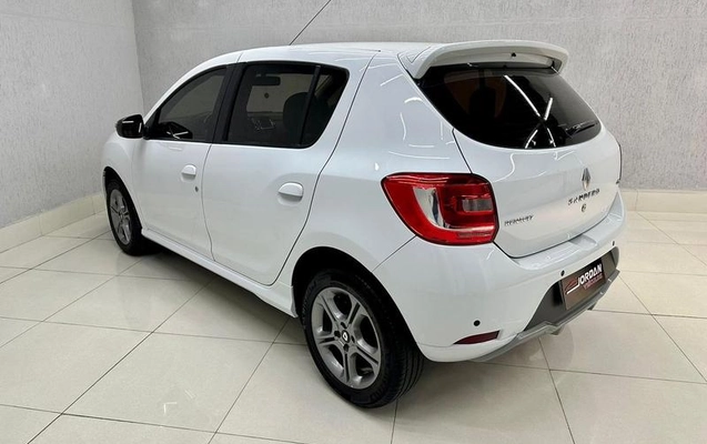 imagem-https://www.socarrao.com.br/sc-vehicle-images-prod/4262953/1791237834348-5228698_7_B_563cdabaa6.jpeg