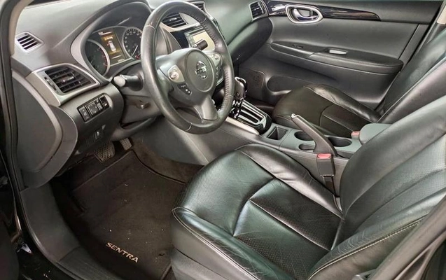 imagem-https://www.socarrao.com.br/sc-vehicle-images-prod/4262967/1790962118644-8530435_13_B_99dd1f3421.jpeg
