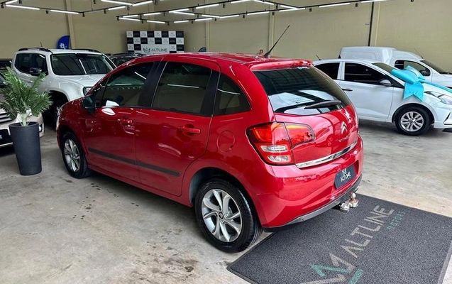imagem-https://www.socarrao.com.br/sc-vehicle-images-prod/4262975/1790962250771-8103841_0_B_76effdcf63.jpeg
