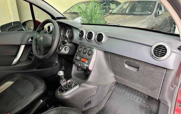 imagem-https://www.socarrao.com.br/sc-vehicle-images-prod/4262975/1790962250772-8103841_1_B_31214b6f04.jpeg