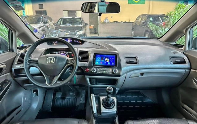 imagem-https://www.socarrao.com.br/sc-vehicle-images-prod/4263020/1790962472810-8276696_1_B_8bf3c640fa.jpeg