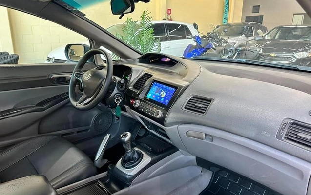 imagem-https://www.socarrao.com.br/sc-vehicle-images-prod/4263020/1791320161893-8276696_3_B_0ff3261ba2.jpeg