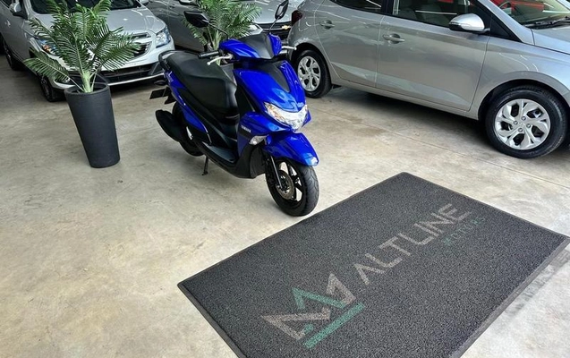 imagem-https://www.socarrao.com.br/sc-vehicle-images-prod/4263052/1792001554803-8004000_1_B_5815202f9d.jpeg