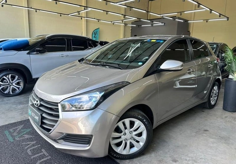 Hyundai HB20 2017 Prata — foto 1 de 3