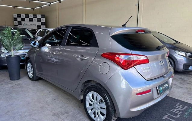 imagem-https://www.socarrao.com.br/sc-vehicle-images-prod/4263077/1790962714743-8498594_0_B_53911fc753.jpeg