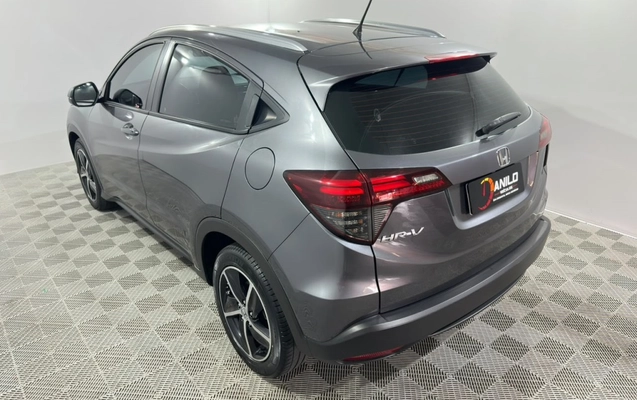imagem-https://www.socarrao.com.br/sc-vehicle-images-prod/4263083/1790962796548-7_023519.jpg