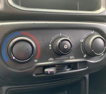 imagem-https://www.socarrao.com.br/sc-vehicle-images-prod/4263084/1790962804539-8530134_14_B_d6af41e790.jpeg