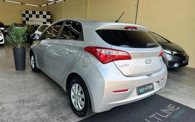 imagem-https://www.socarrao.com.br/sc-vehicle-images-prod/4263087/1790962840773-8499013_7_B_f74121c602.jpeg