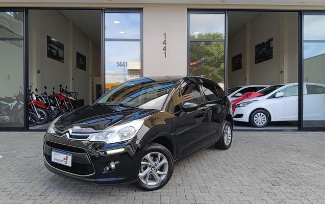 imagem-https://www.socarrao.com.br/sc-vehicle-images-prod/4263112/1791486706377-8538319_13_B_c8e0319c90.jpeg