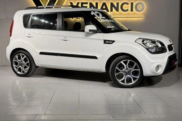 imagem-https://www.socarrao.com.br/sc-vehicle-images-prod/4263159/1790963461204-8336350_9_B_ec3c8da9c0.jpeg
