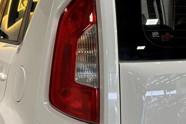 imagem-https://www.socarrao.com.br/sc-vehicle-images-prod/4263159/1790963461246-8336350_6_B_925f52c7c4.jpeg