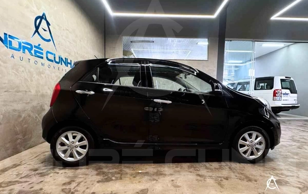 imagem-https://www.socarrao.com.br/sc-vehicle-images-prod/4263181/1790963609266-11356ff93bed497395136546c80ede84_1790963255675.jpg