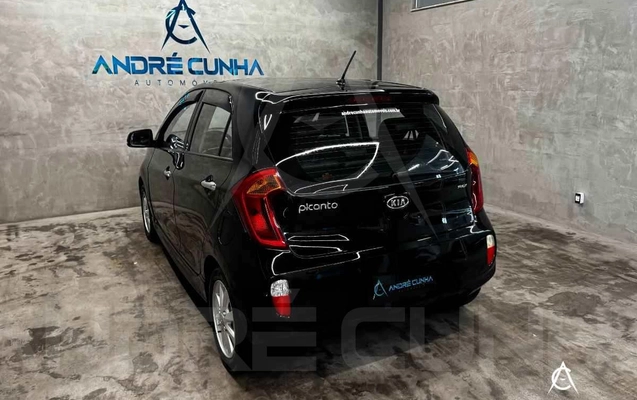 imagem-https://www.socarrao.com.br/sc-vehicle-images-prod/4263181/1790963609270-fd72c0fa3d8348f39ea5a1c1f02c156c_1790963255774.jpg