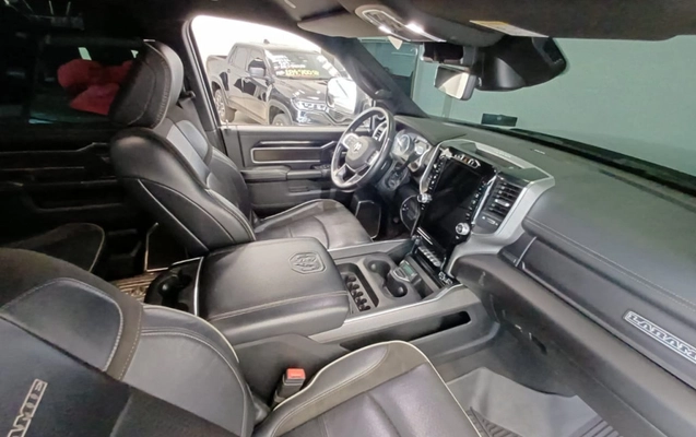 imagem-https://www.socarrao.com.br/sc-vehicle-images-prod/4263239/1790964127603-vehicle_image_1790964089_3678ba4044d45b09a1d2c7946174bd0a.jpeg