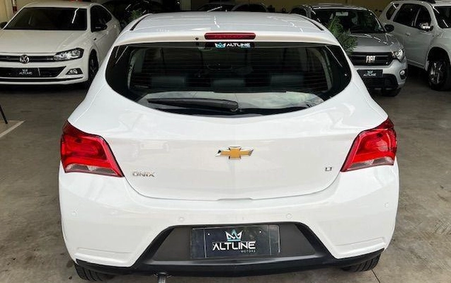 imagem-https://www.socarrao.com.br/sc-vehicle-images-prod/4263315/1790964419015-7472900_2_B_295410c82b.jpeg