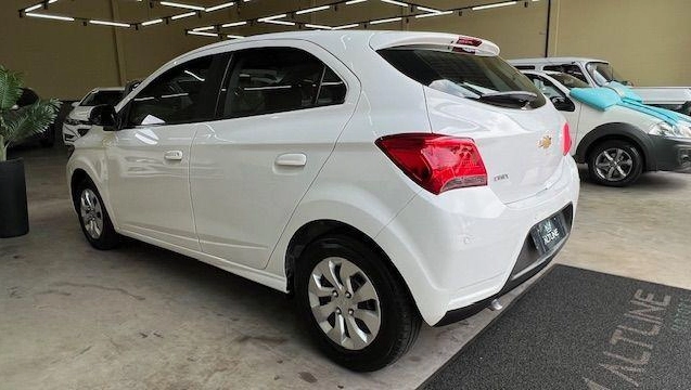 imagem-https://www.socarrao.com.br/sc-vehicle-images-prod/4263315/1790964419016-7472900_3_B_f0d1260603.jpeg