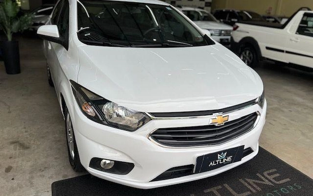 imagem-https://www.socarrao.com.br/sc-vehicle-images-prod/4263315/1790964419022-7472900_15_B_f8c69f2458.jpeg