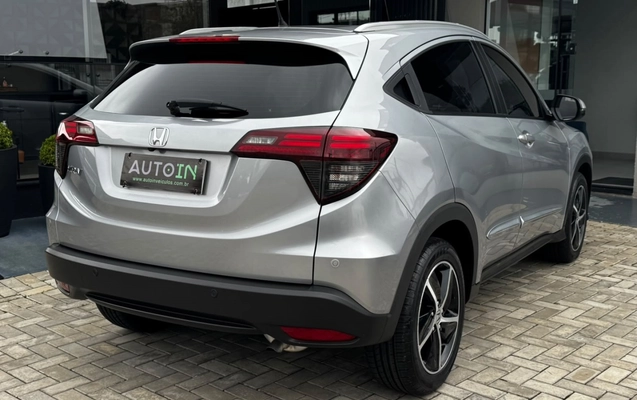 imagem-https://www.socarrao.com.br/sc-vehicle-images-prod/4263318/1790964428412-7_030415.jpg
