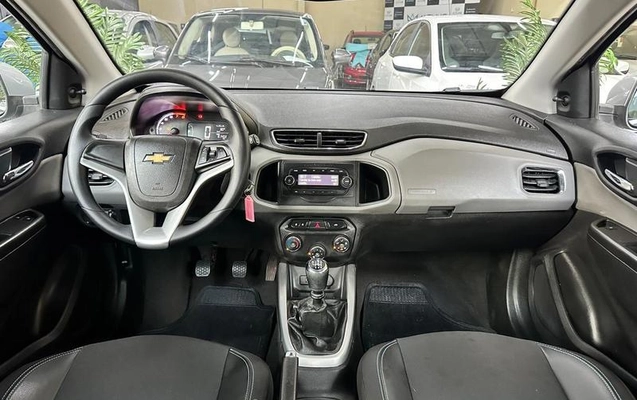 imagem-https://www.socarrao.com.br/sc-vehicle-images-prod/4263329/1790964544398-8498796_10_B_91c00d7b73.jpeg